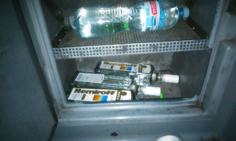 2015-5-26-109KONTRABAND BUS 5.jpg